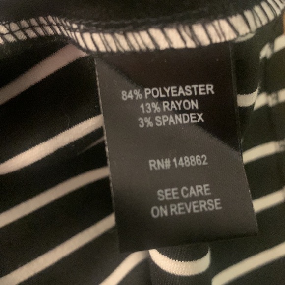 NWT! [Torrid] Black & White
Stripe Skater Skirt Size 2 in women’s !! - Picture 6 of 6